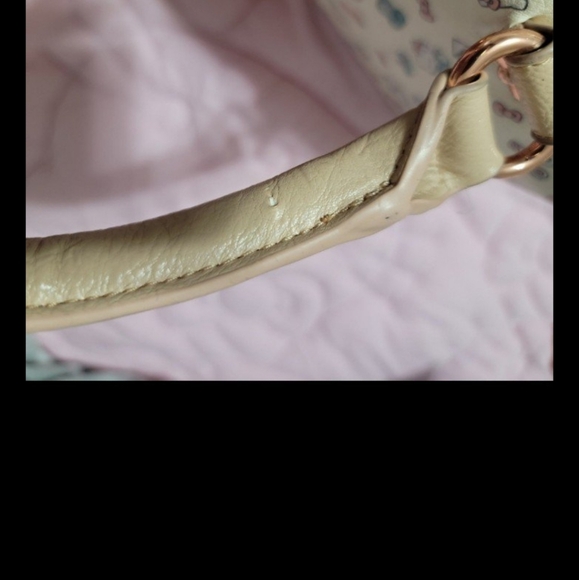 Rare print Hello Kitty loungefly purse - Picture 11 of 12